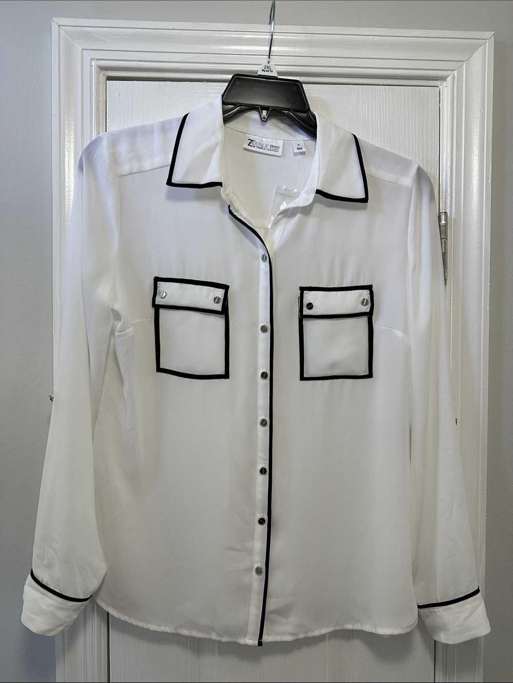 7th Avenue New York &Company  White Button-Down Shirt with Black Piping